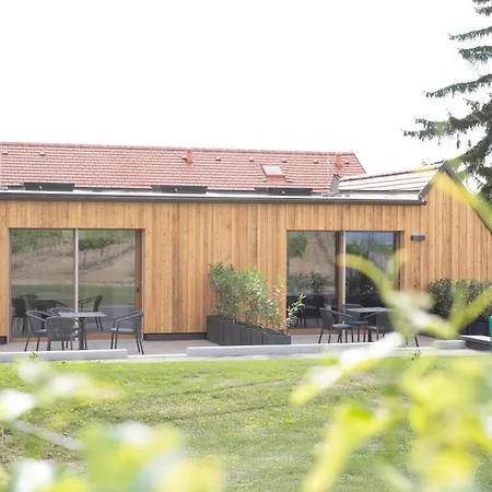Weinrefugium Am Wagram - Weingut Oehlzelt Orman Evi Feuersbrunn